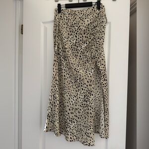 Elegant Black and Cream Leopard Print Skirt